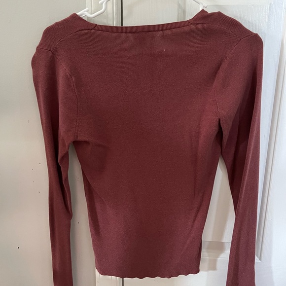 Express light weight sweater - Picture 4 of 4